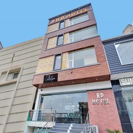 Collection O Rd Hotel Zirakpur エクステリア 写真